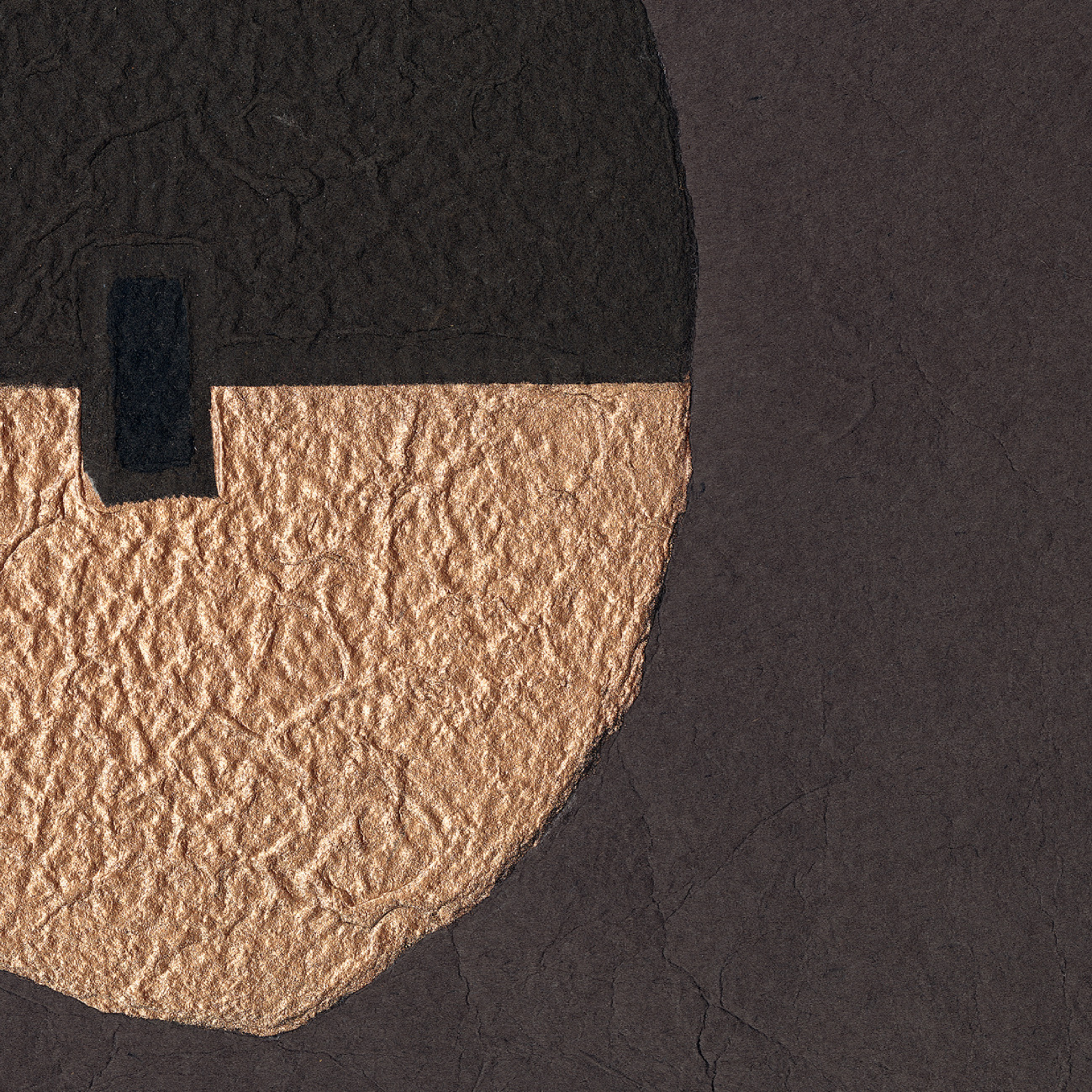 Toshima – Brown, Black, Gold