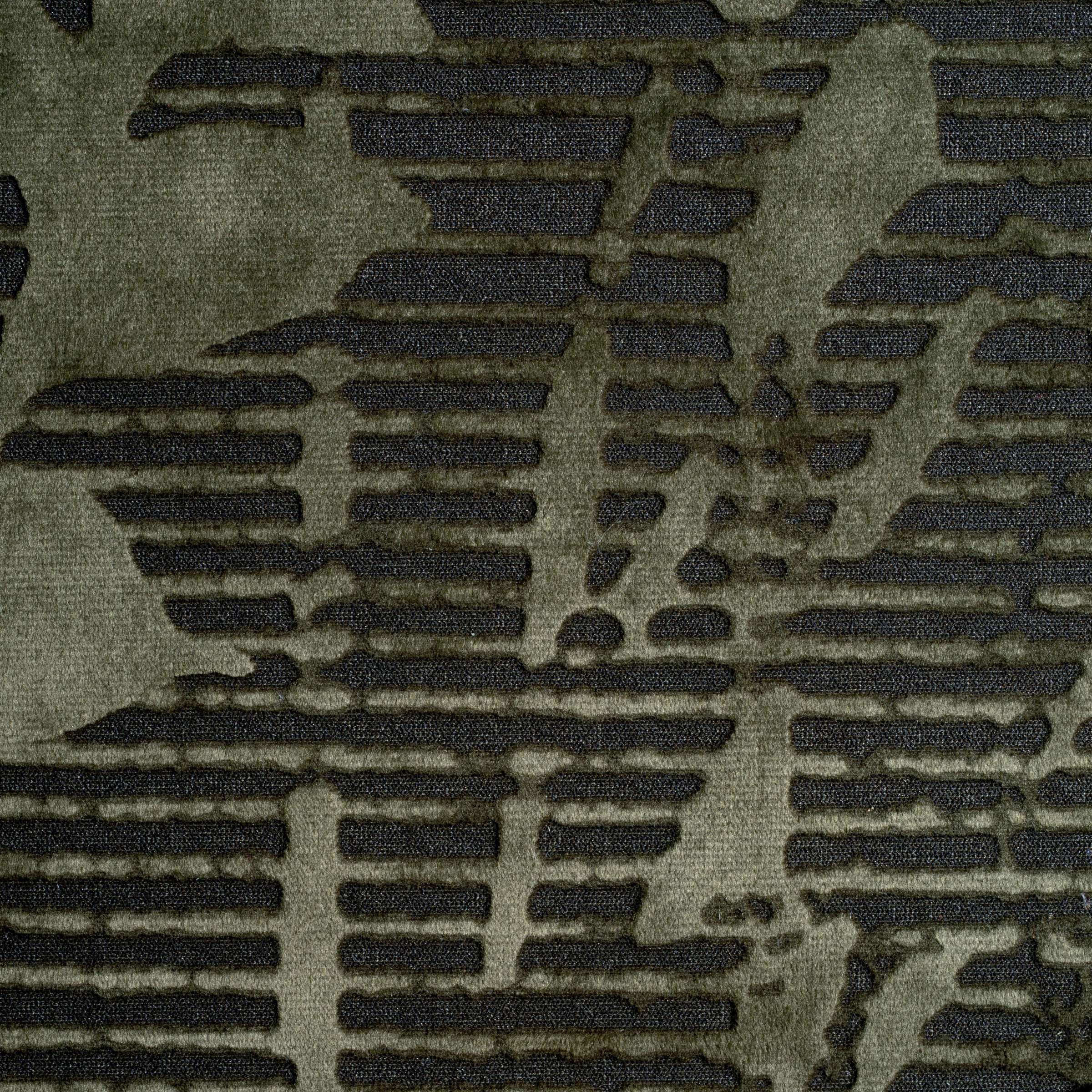 RM 1084 61 - Mousse ombrée 