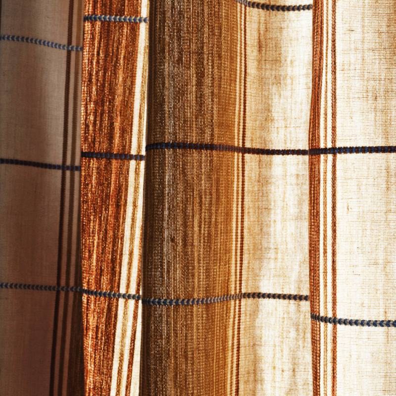 JU 005 08 - Un train séloigne