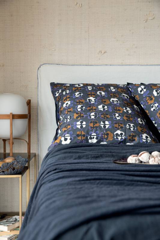 OR 101 82 01 - DAISY Outremer