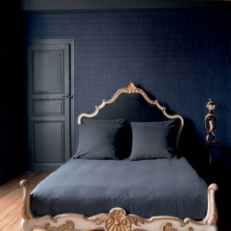 RM 220 10 - Un voile de poudre