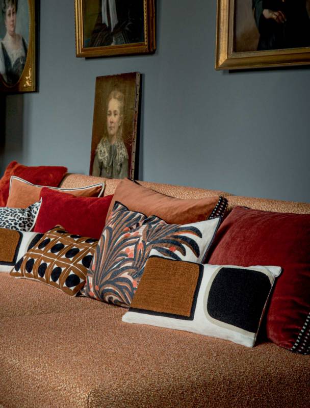 CO 229 35 07 - BROCELIANDE Rouge vernis