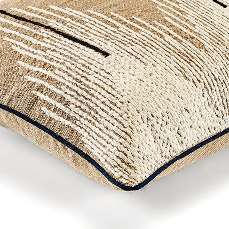 CO 157 02 02 - JOSEPHINE White story